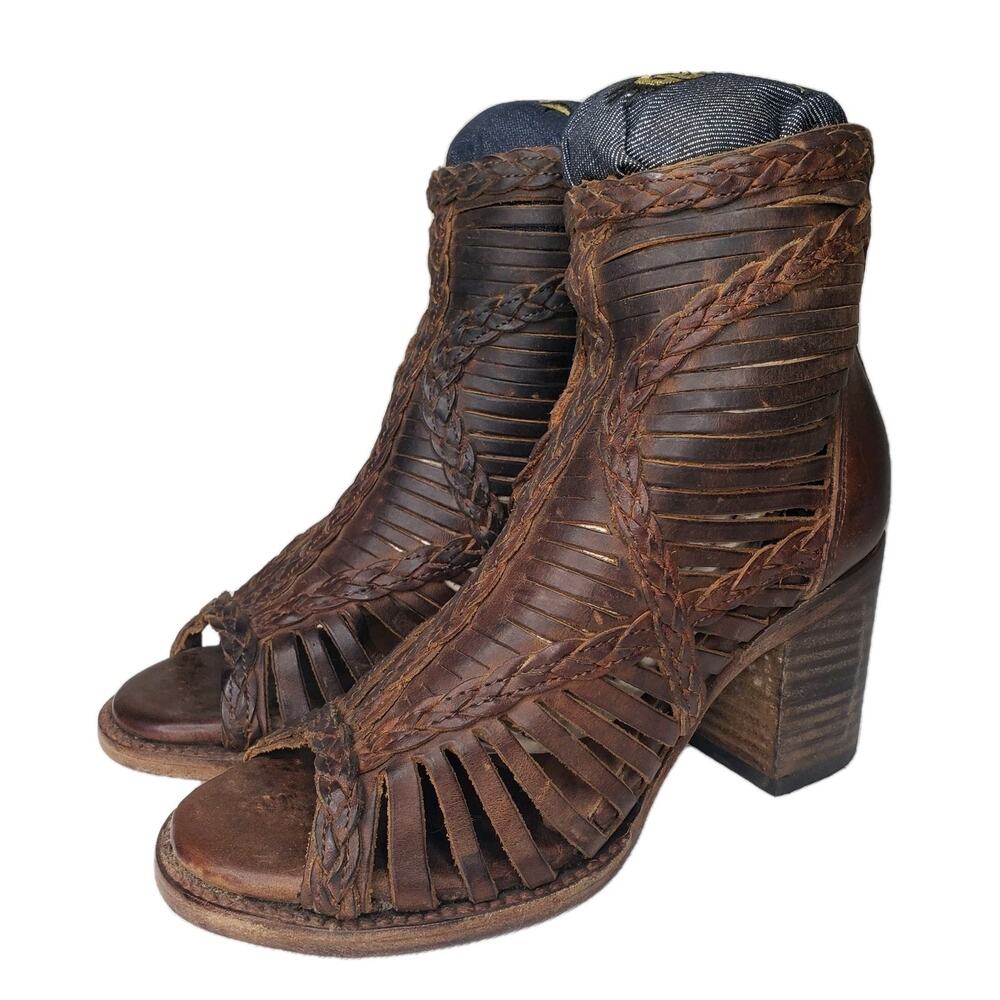 Freebird by Steven Bela Heeled Cage Sandals Boots Brown Leather Sz 7 Distressed